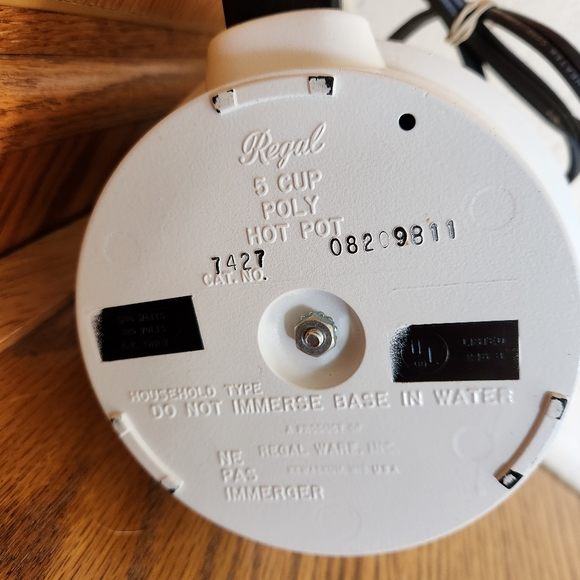 VINTAGE REGAL 5-CUP POLY HOT POT ELECTRIC - Picture 4 of 5